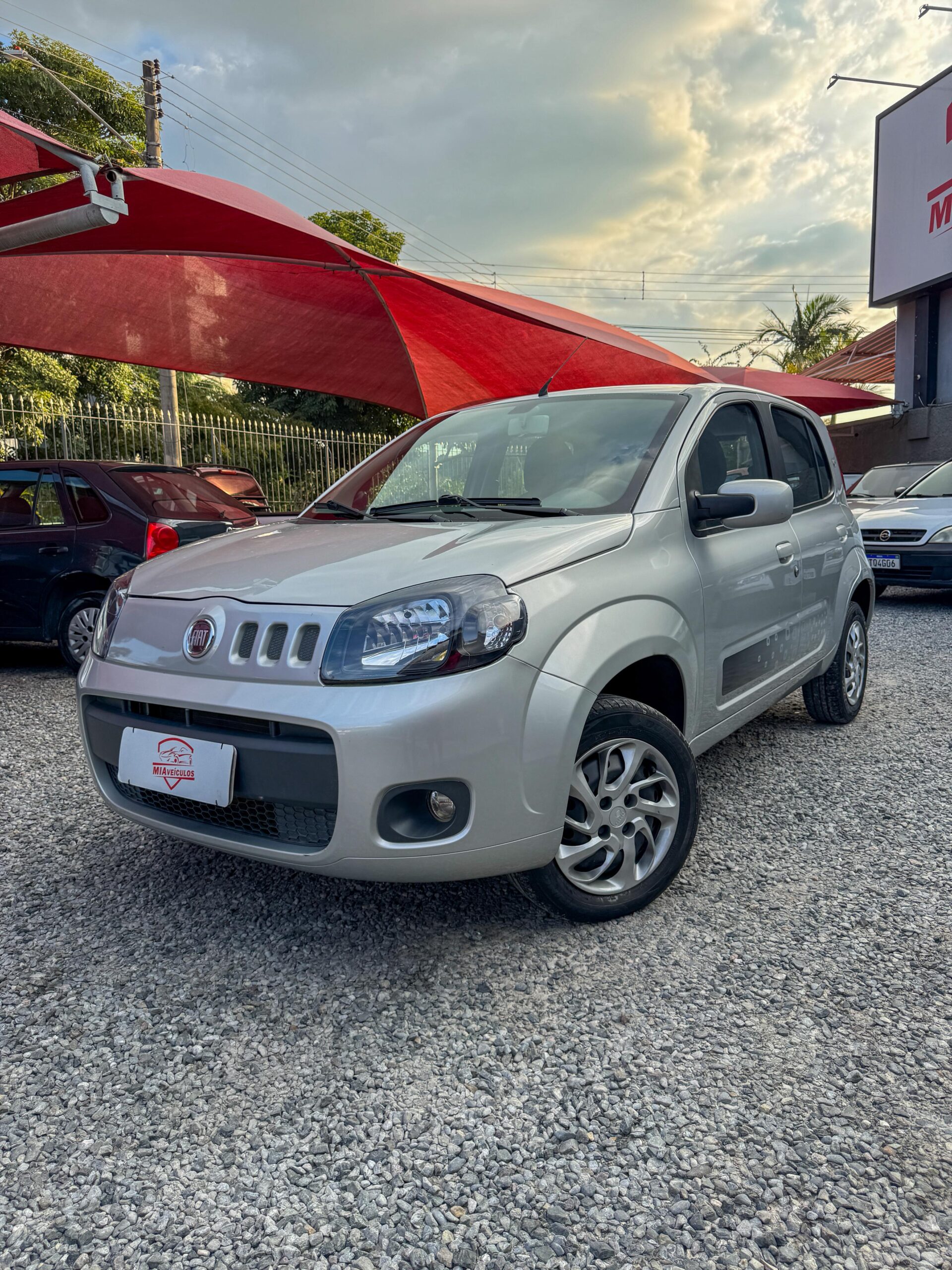 Uno Vivace 1.0 2011 • 154.000Km