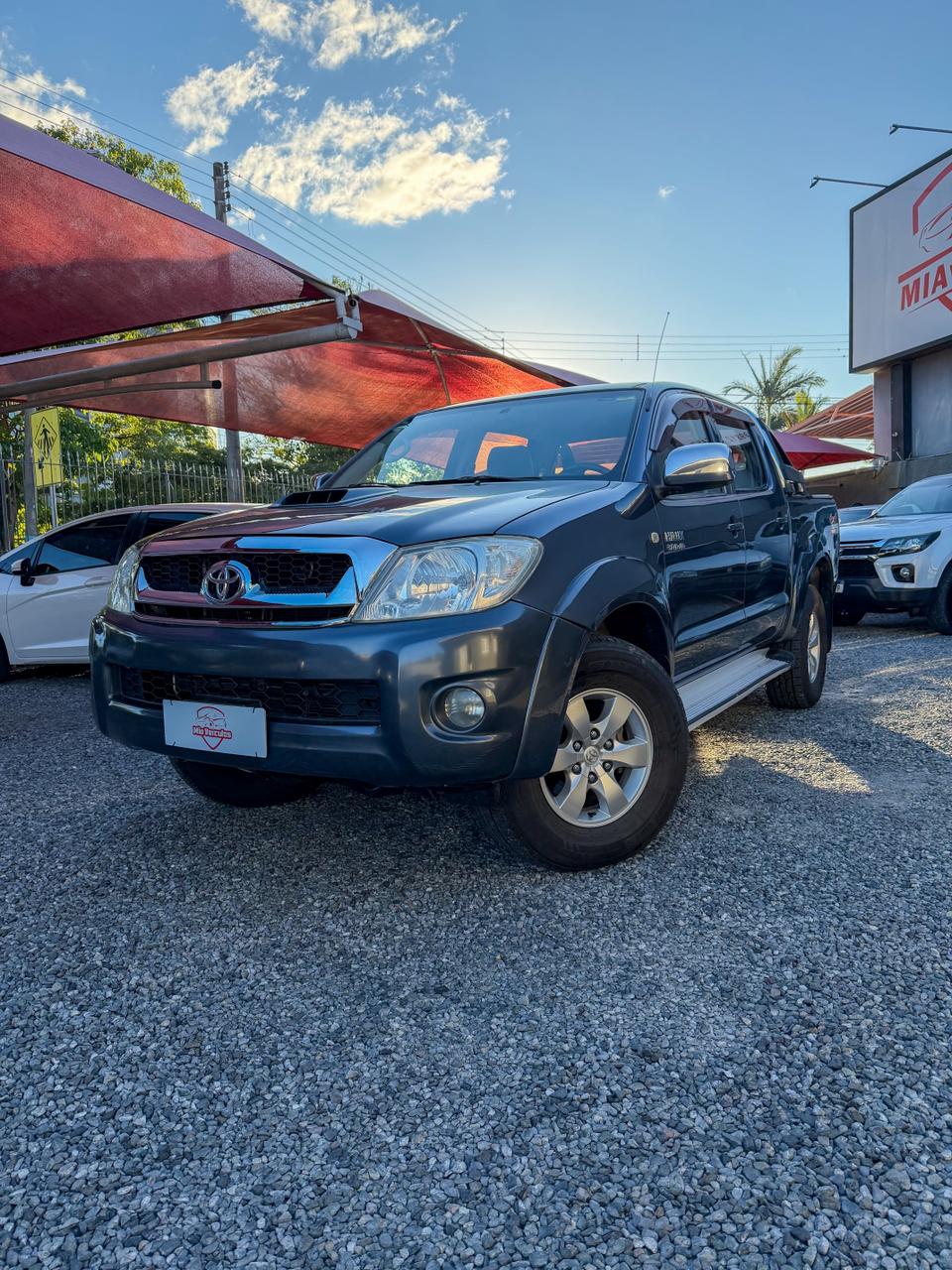 Hilux SRV 3.0 Turbo 4×4 AT 2011 • 190.000km