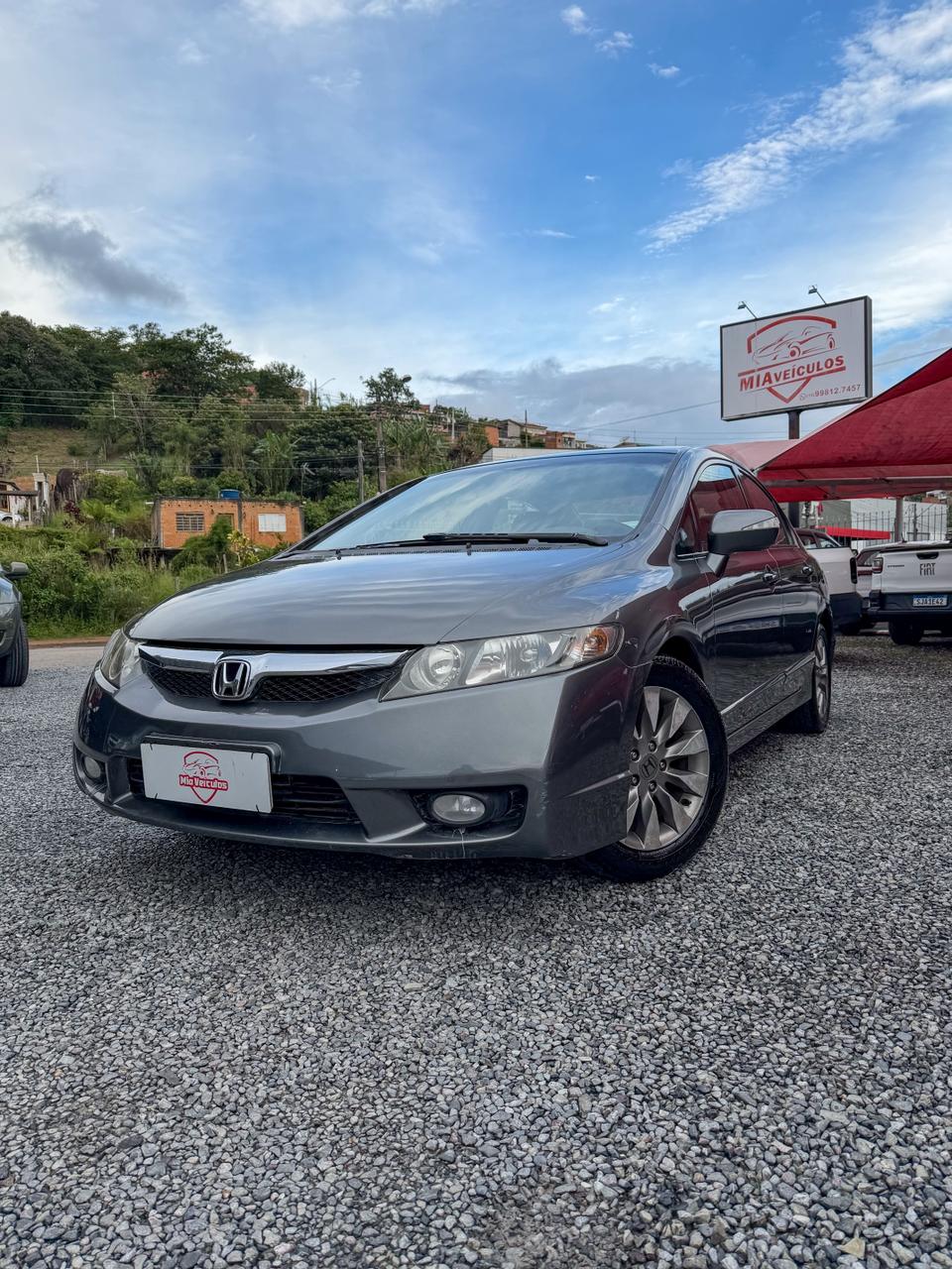 Civic LXL 1.8 2011 • 158.000km