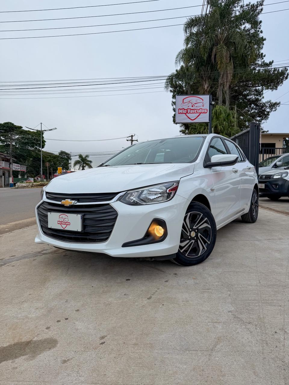 Onix LT 1.0 2025 • 61.000km