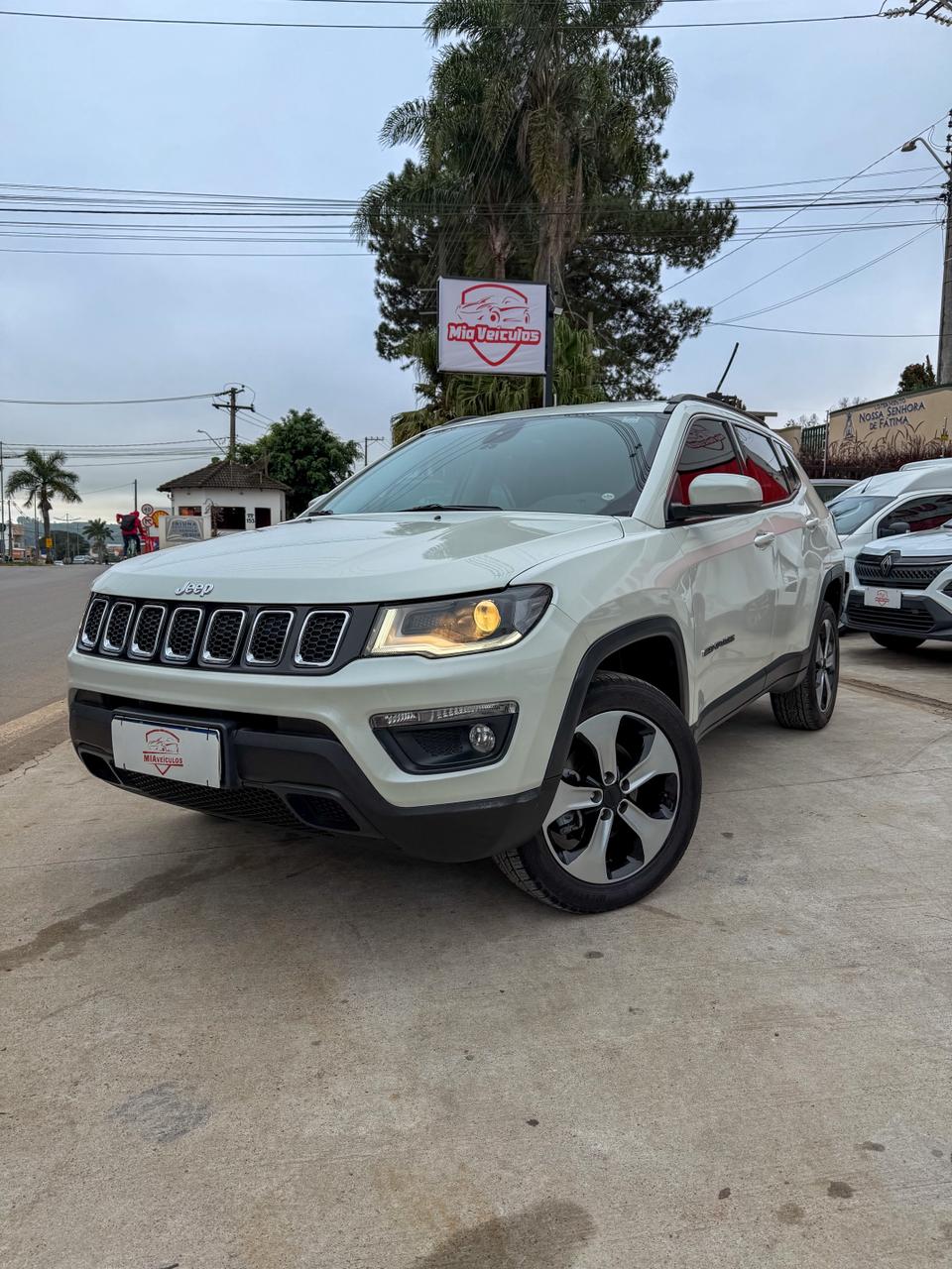 Compass Longitude 2.0 Diesel 4×4 2017 • 127.000km