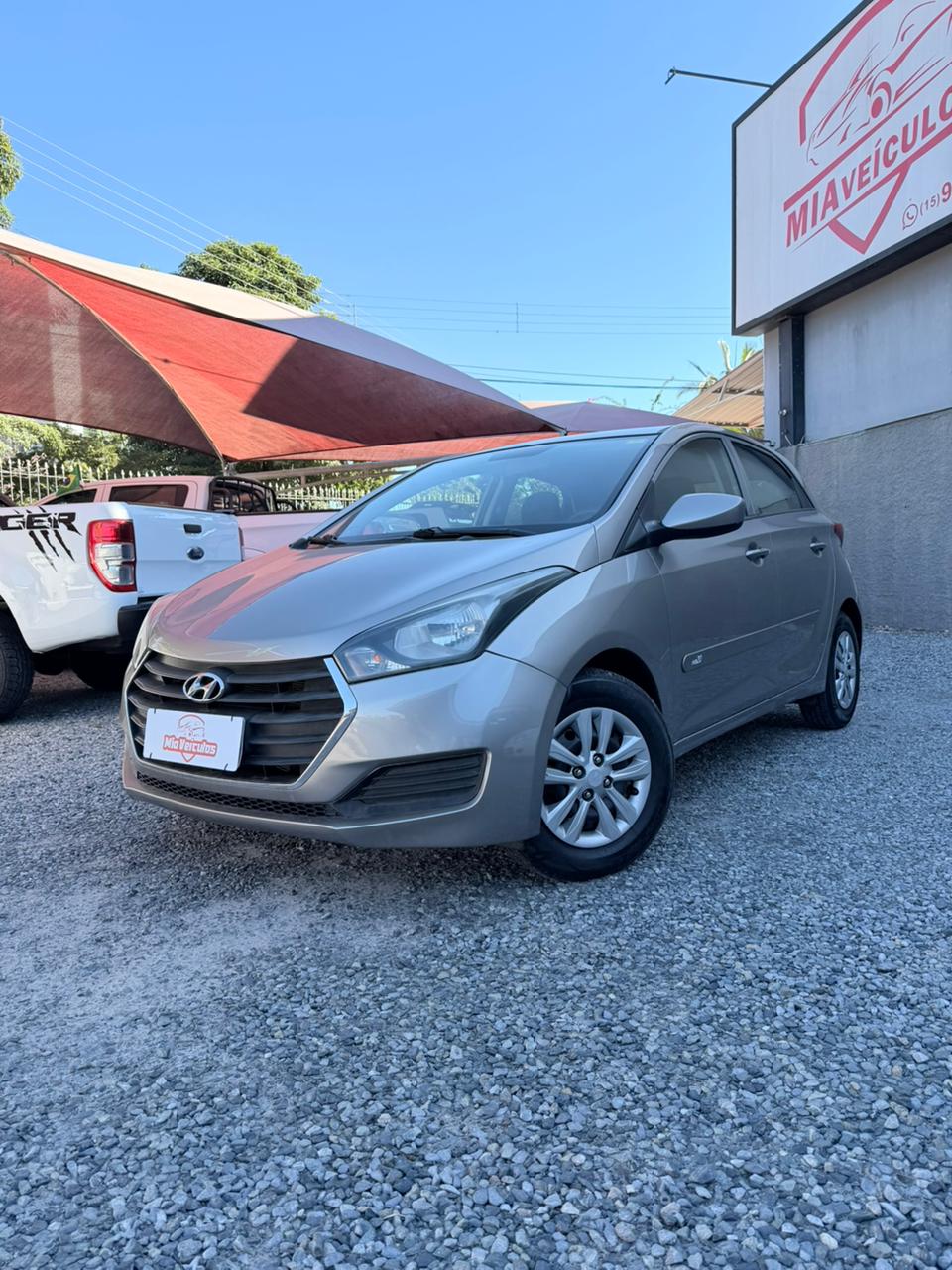 HB20 Comfort 1.0 2017 • 215.000km