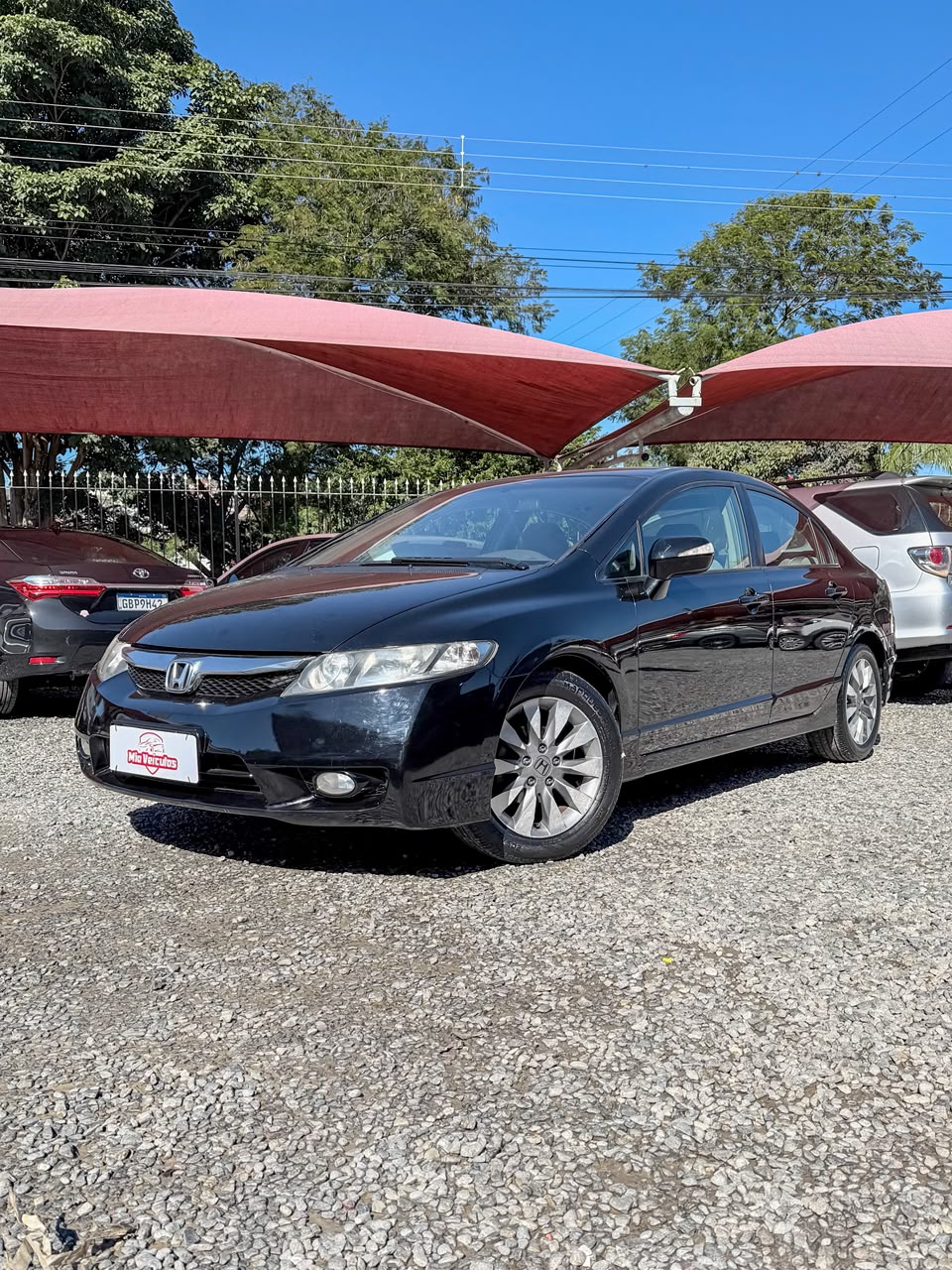 Civic LXL 1.8 2011 • 242.000km