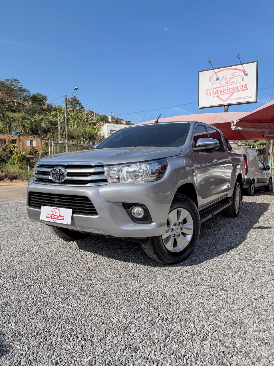 Hilux SRV 2.7 4×2 AT 2018 • 120.000km
